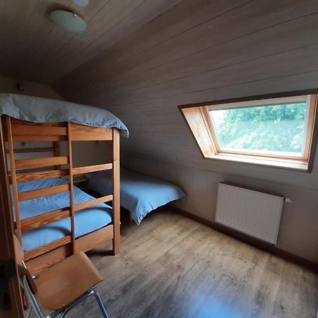 De Meiboom Vakantiehoeve Tot 21 Pers Langemark Esterno foto